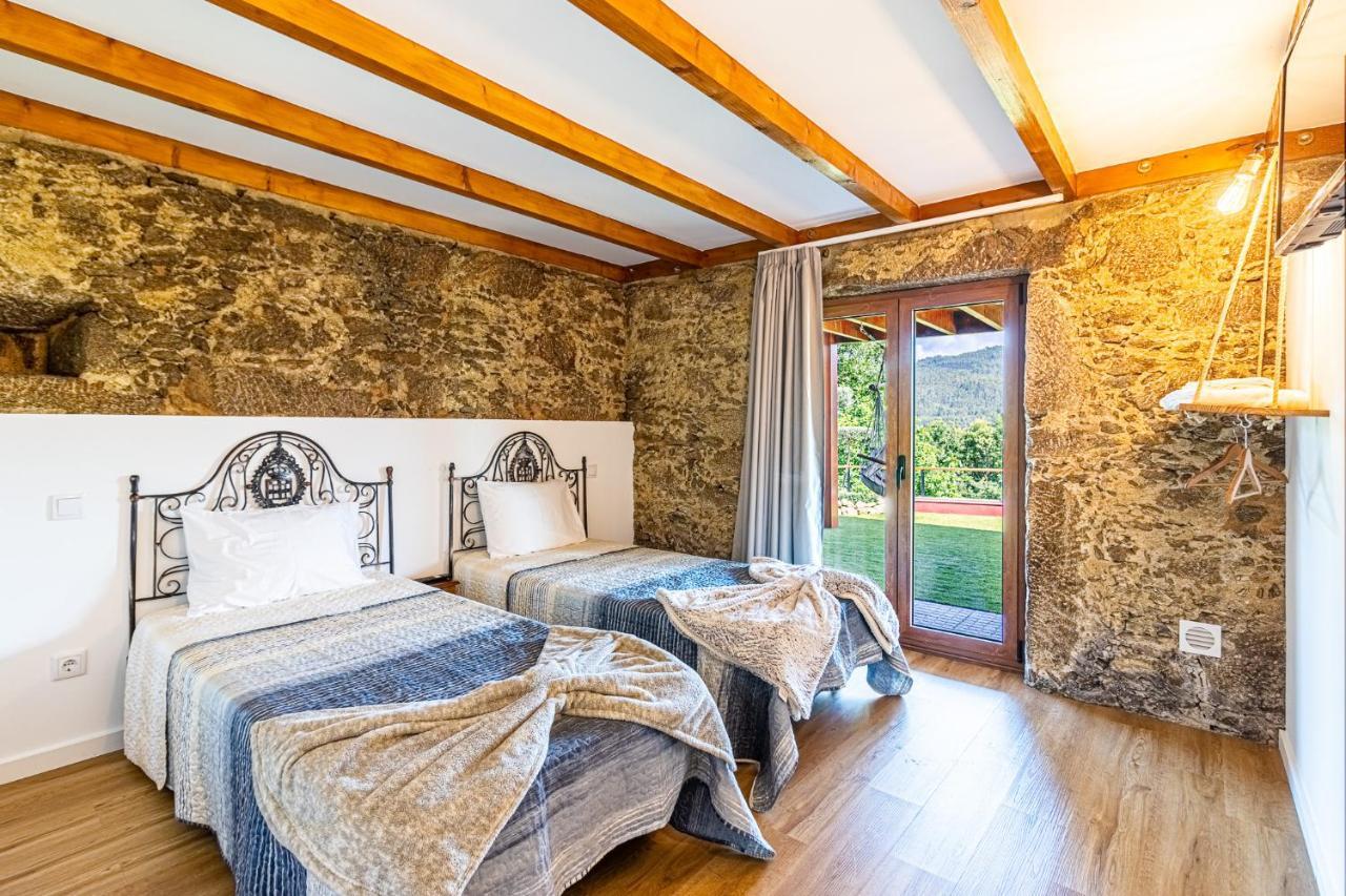 Casa Sobreiros Holiday home *